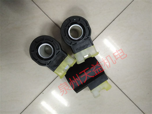 天益机电力士乐工业产品   "R928006702" "R901080794 2" "4WE10D50 OFEG220N9K4 M" "4WE6D62 EG220N9K4V" 