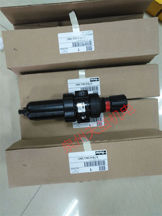 天益机电PARKER工业产品 "5001717 " "07E43A13AC 3" "GDCTM63X100" "P2LBX512ESNDDN " "C1325" 