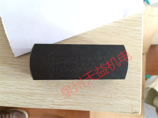 天益机电供应  "D41VW001K4NJWI4N92 " "C800S" "9109061" "07E43A13AC 2" "PL1-1 4-70 " 